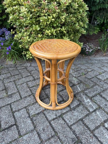 Vintage rattan round - rattan,